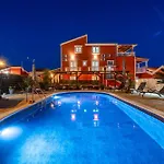 Luxury With A Swimming Pool Turanj, Biograd - 18274 Villa Sveti Filip i Jakov