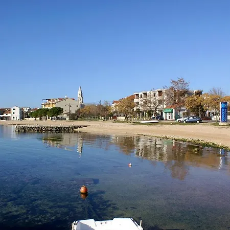 Luxury With A Swimming Pool Turanj, Biograd - 18274 וילה סבטי פיליפ אי ג'קוב