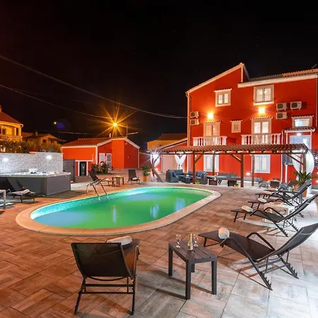 Luxury With A Swimming Pool Turanj, Biograd - 18274 Villa