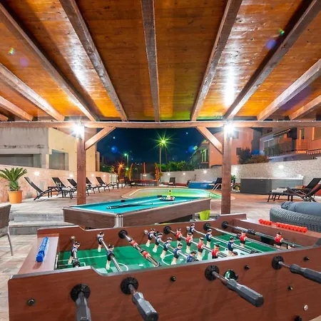 Villa Luxury With A Swimming Pool Turanj, Biograd - 18274 *