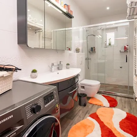 Luxury With A Swimming Pool Turanj, Biograd - 18274