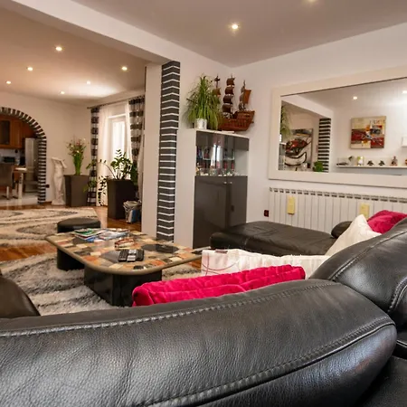 Luxury With A Swimming Pool Turanj, Biograd - 18274 Villa
