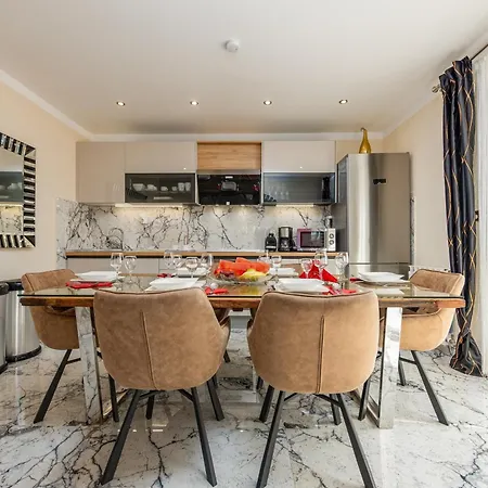 Luxury With A Swimming Pool Turanj, Biograd - 18274
