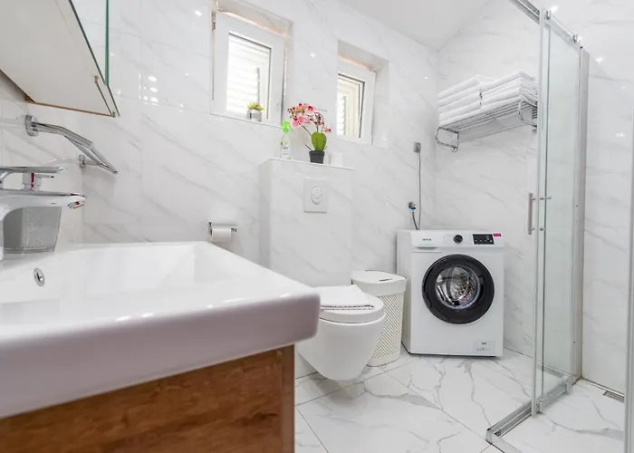 Luxury With A Swimming Pool Turanj, Biograd - 18274 Villa Sveti Filip i Jakov